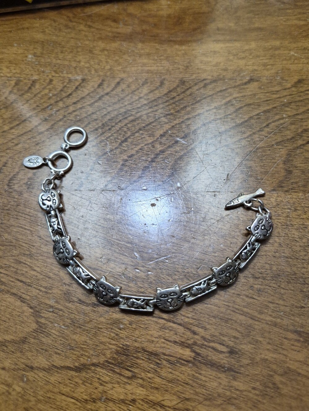Vintage Cookie Lee Silver Tone Cat Face Fish Link Toggle Bracelet